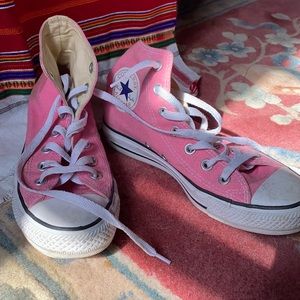 Vintage Pink Converse